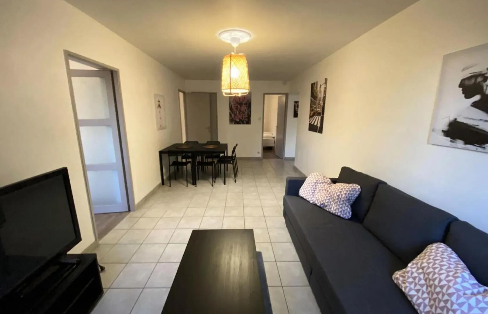 Residence Rouviere - Grand Appartement 8 Couchages Budget Maitrise Mae-9694 Marseille Apartment