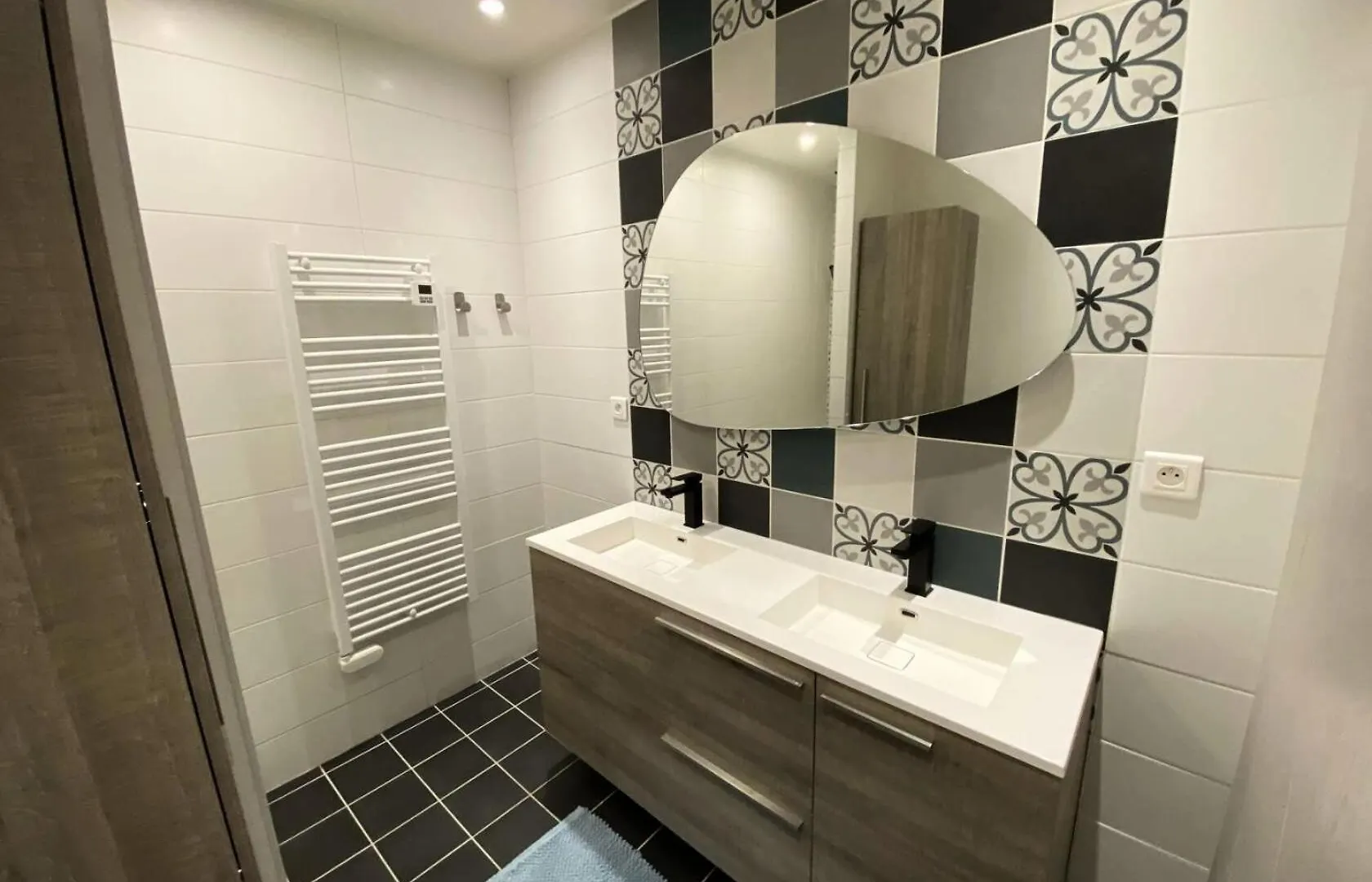 Residence Rouviere - Grand Appartement 8 Couchages Budget Maitrise Mae-9694 Marseille